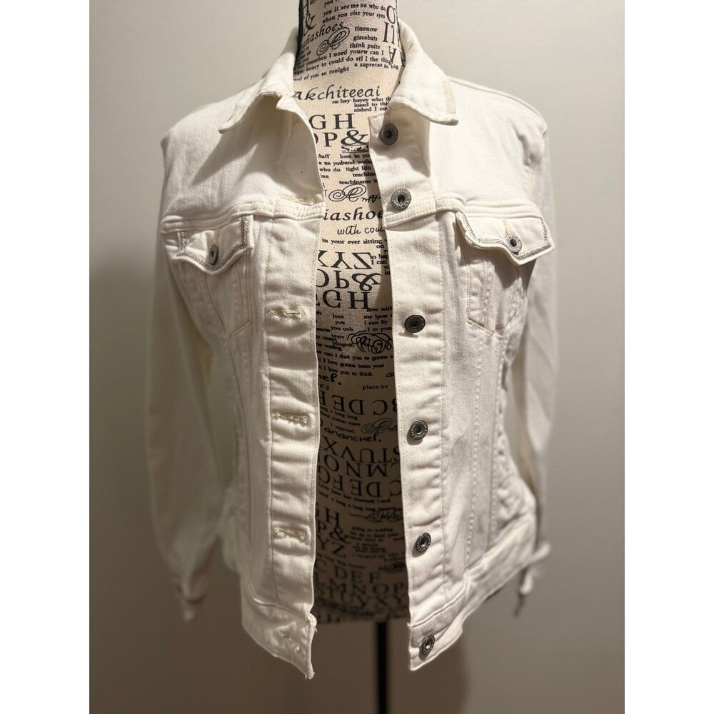 Vintage 90’s Y2K Levi's Cream Denim Jacket
